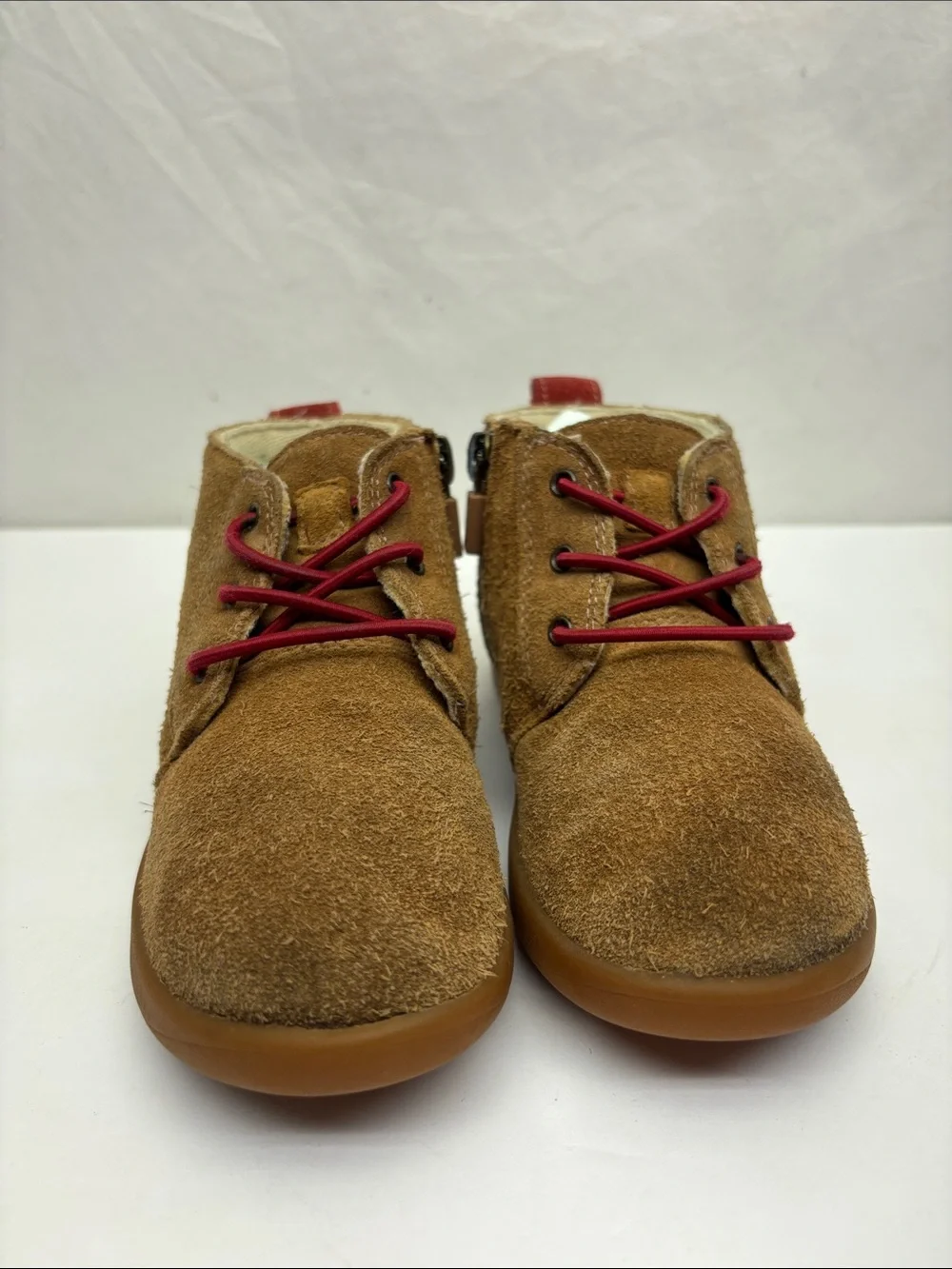 UGG Brown Suede Kids Boots with Red Laces, size 11 for toddler boy, box 74